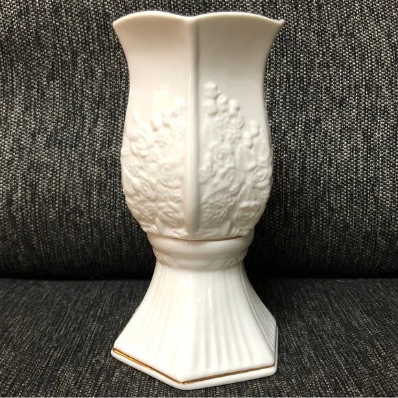 NIB Vintage Belleek Fairy Lamp Tealight Holder - Picture 3 of 9